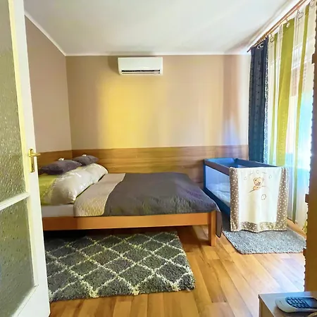 Anna House - House Close To In Center בית נופש *