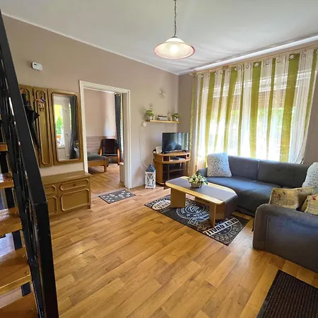 Anna House - House Close To In Center בית נופש